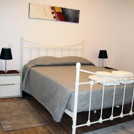 בית נופש Rodrigues ארקוס דה ואלדבז