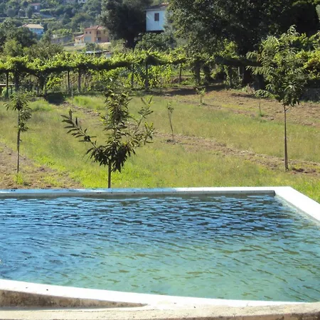 Rodrigues בית נופש ארקוס דה ואלדבז