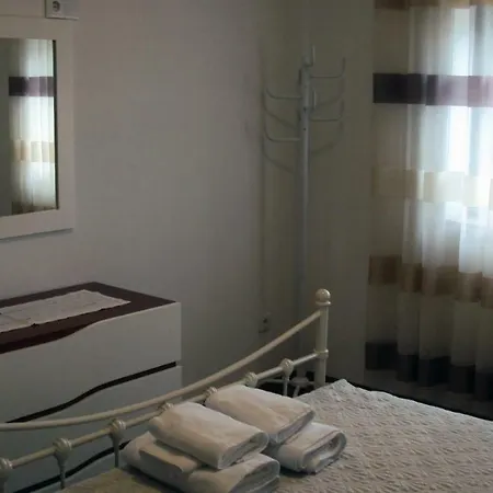 בית נופש Rodrigues ארקוס דה ואלדבז